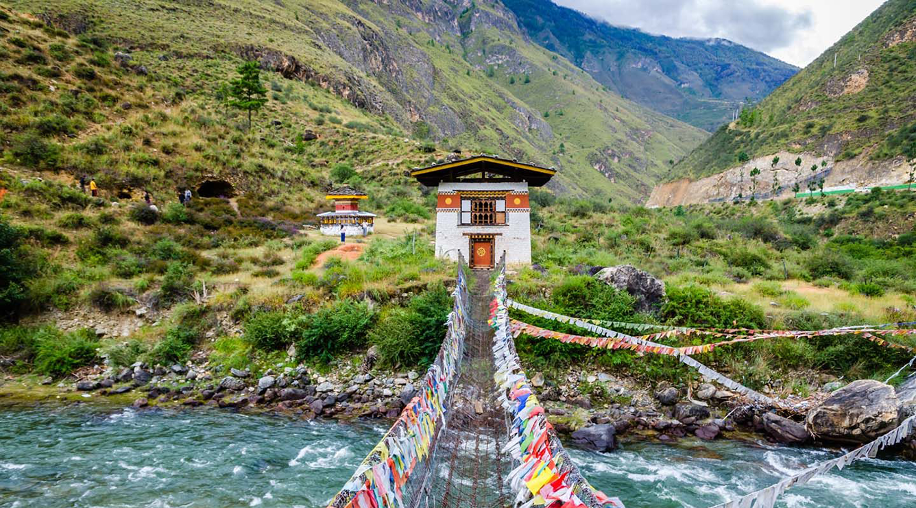 du lịch Bhutan, tour du lịch Bhutan, kinh nghiệm du lịch Bhutan, du lịch Bhutan tự túc, du lịch Bhutan trọn gói, du lịch Bhutan 2025, hành trình Bhutan, vương quốc hạnh phúc Bhutan, khám phá Bhutan,