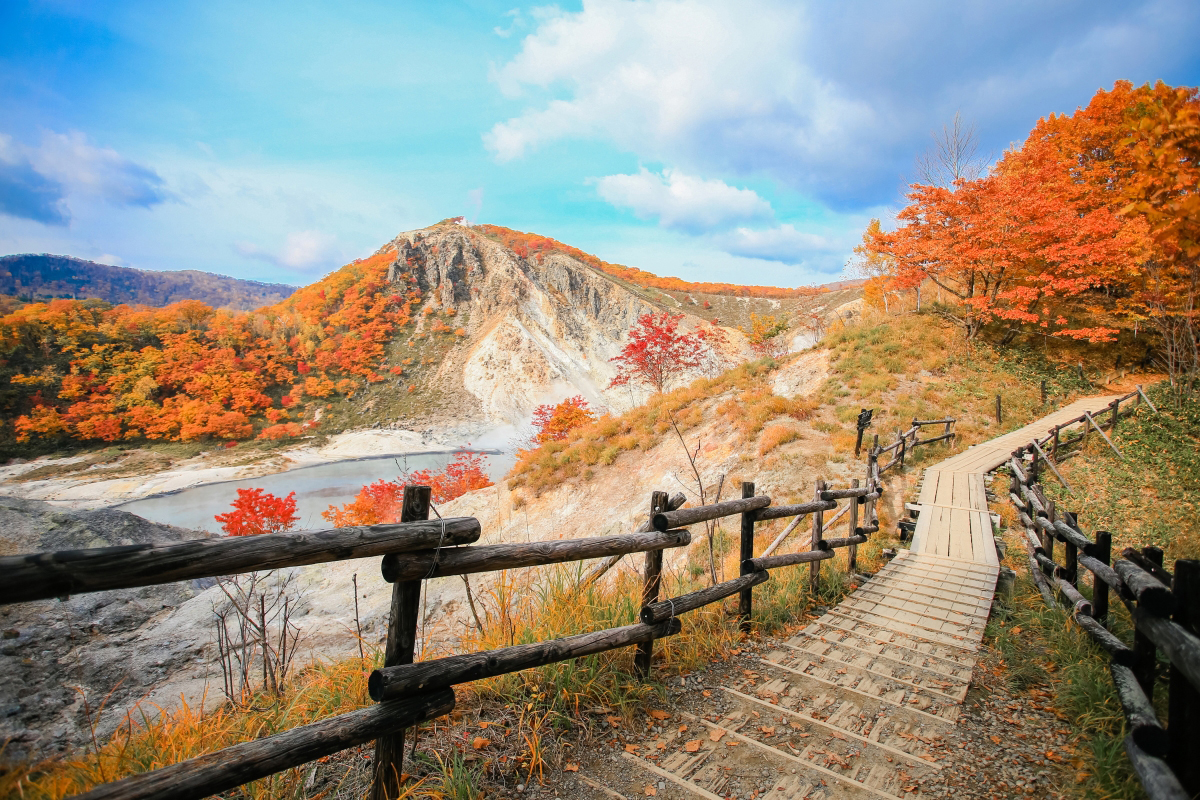tour Hokkaido, tour Hokkaido tháng 10, tour Nhật Bản Hokkaido, du lịch Hokkaido, du lịch Hokkaido mùa lá đỏ, tour Nhật Bản mùa thu, tour Nhật Bản lá đỏ, tour Hokkaido ngắm lá đỏ, tour Hokkaido giá tốt, tour Hokkaido trọn gói, tour Hokkaido từ TP.HCM, du lịch Nhật Bản tháng 10, Hokkaido có gì đẹp, mùa lá đỏ Hokkaido, Hokkaido tháng 10 nên đi đâu, lịch trình tour Hokkaido